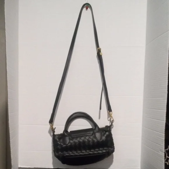 Expressions NYC Black Bag - Picture 2 of 13